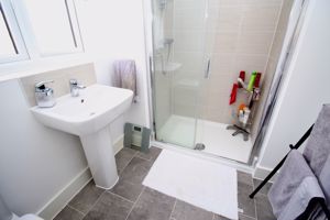 En-Suite- click for photo gallery